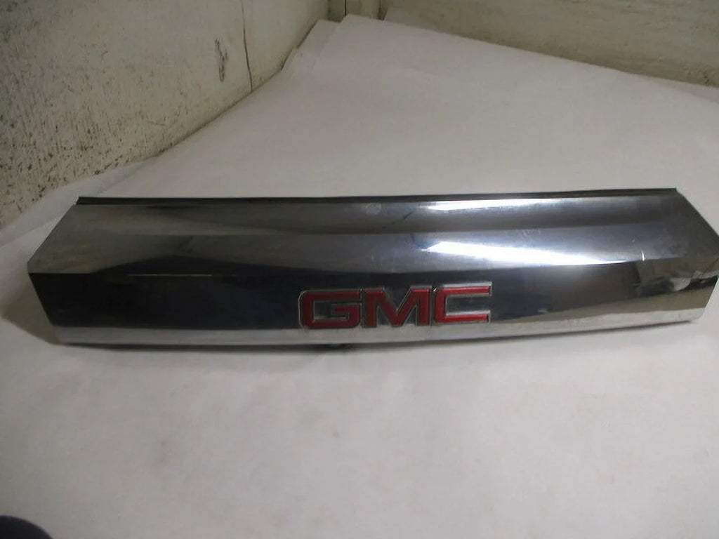 OEM GMC Back Terrain (Good) Rear LKQ Pre-Owned View Camera Up