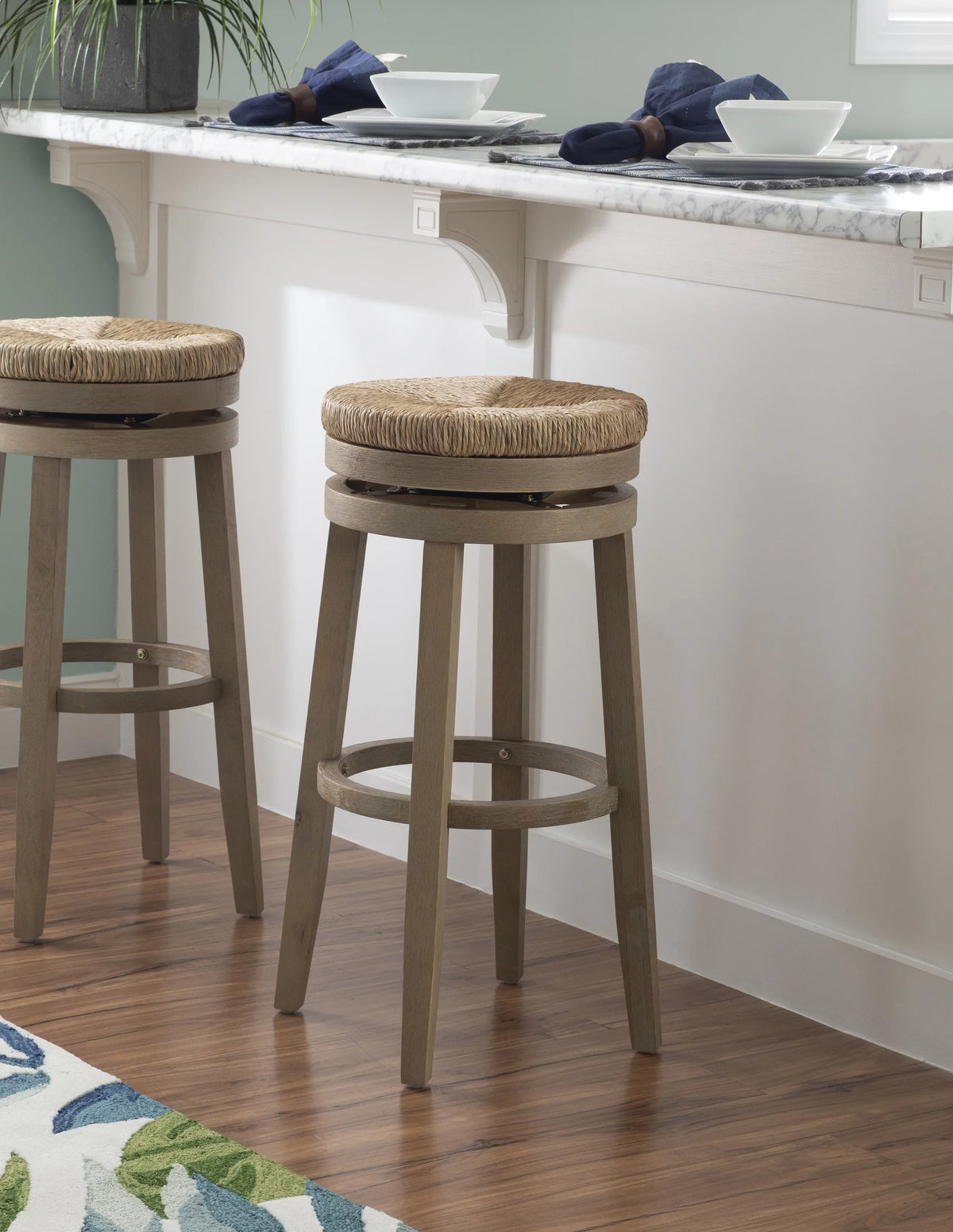 31.5" Natural Backless Natural Rush Swivel, with with Morgan Bar Stool