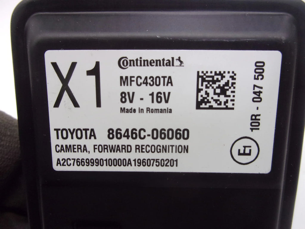 View ID Forward Camry Lane 2019 8646C-06060 OEM (Good) Departure Camera Pre-Owned