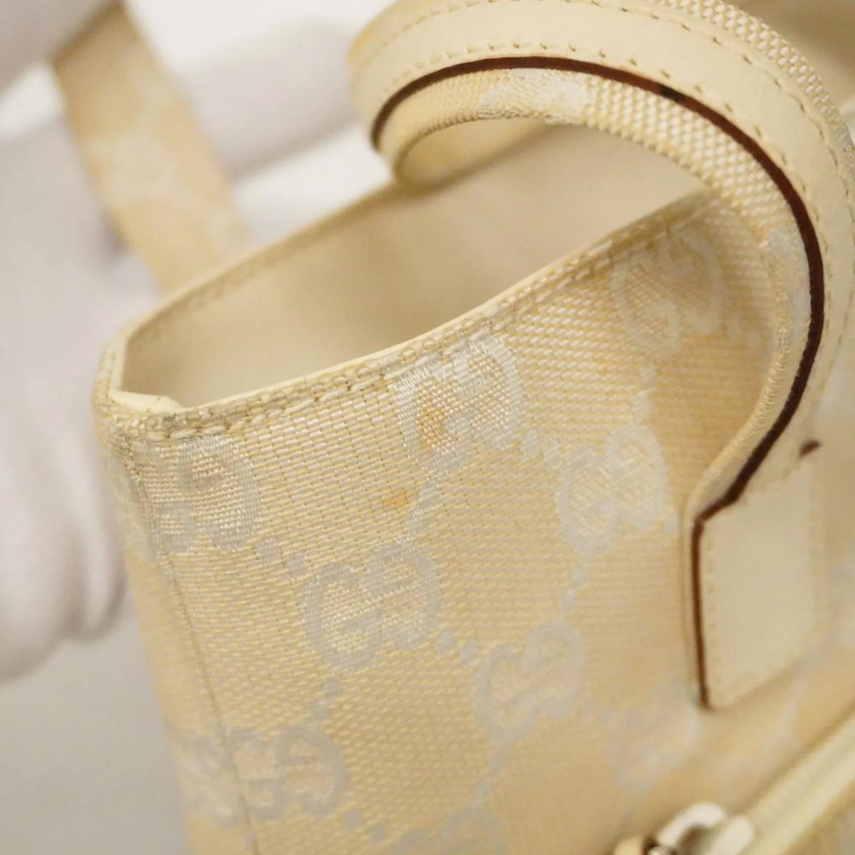002 Women's Handbag (Good) Pre-Owned Ivory 1079 Canvas Leather GG