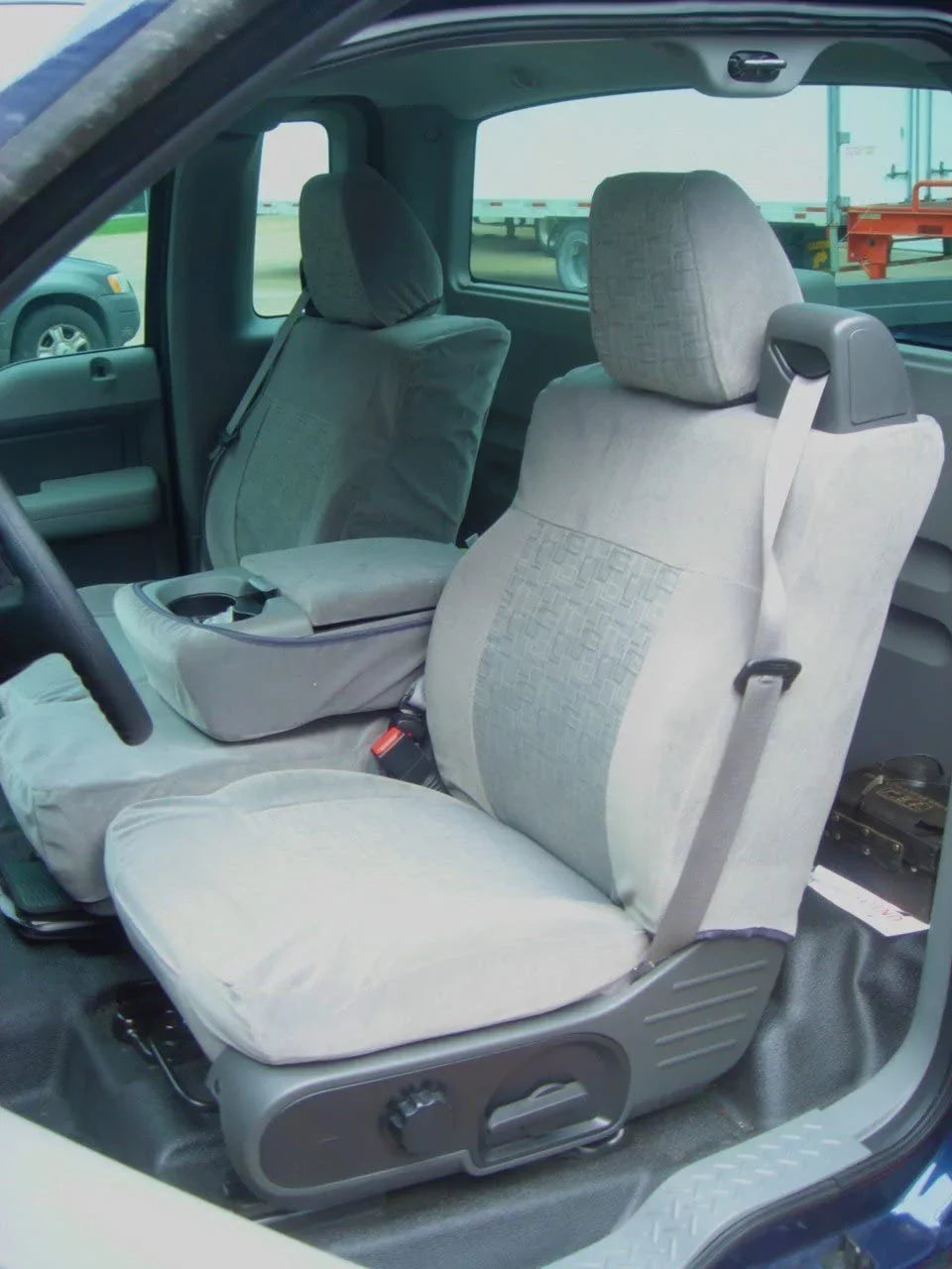 Headrests Seat XLT With Super in Center F150 Opening Console and Split 2004-2008 Adjustable 40/20/40 Cab F369 Gray Front Velour