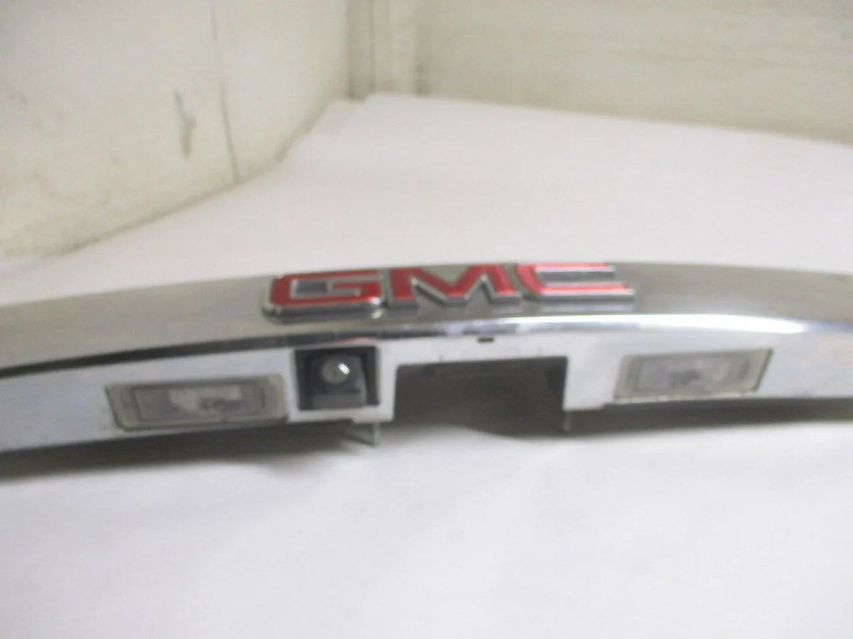 OEM GMC Back Terrain (Good) Rear LKQ Pre-Owned View Camera Up