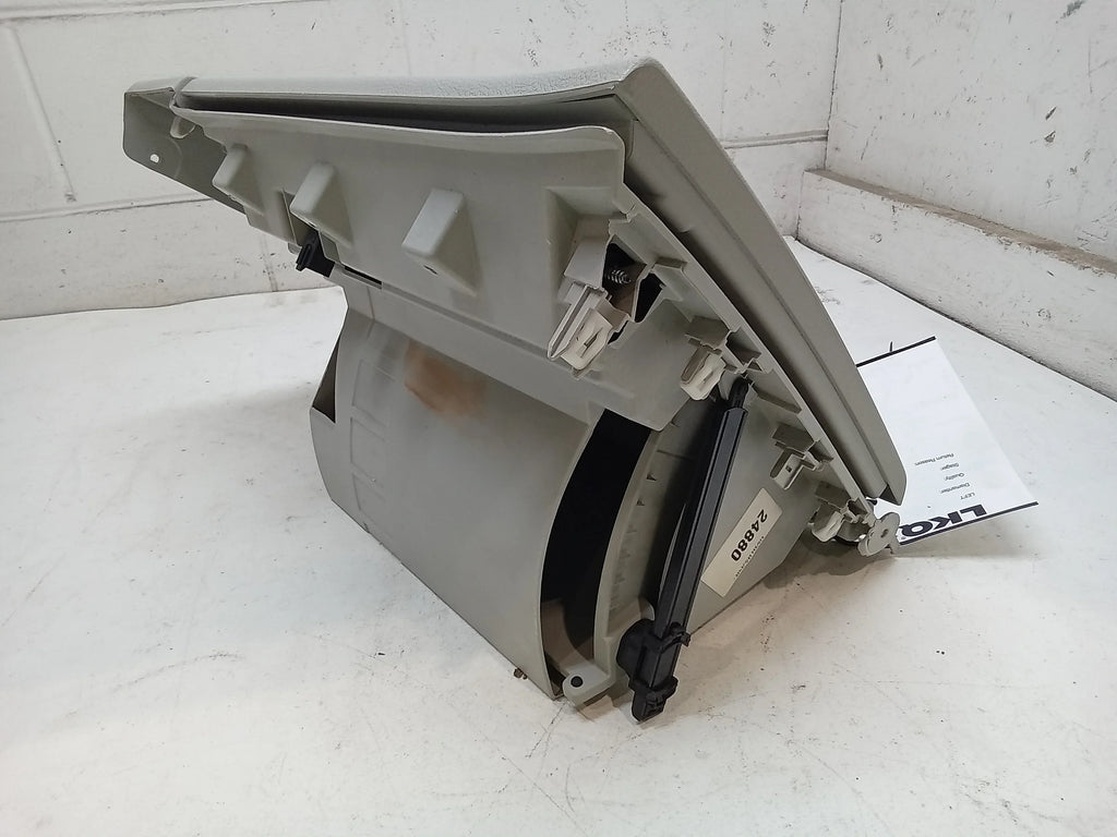 17 (Good) OEM Jeep Renegade Pre-Owned Glove Box