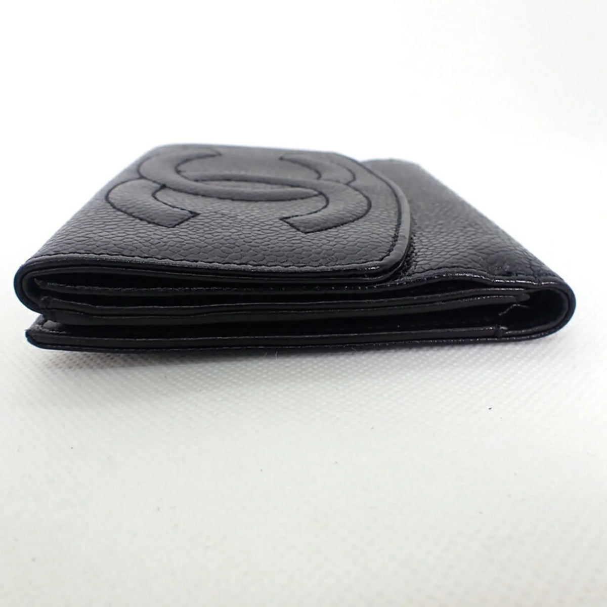 wallet skin Pre-Owned black trifold (Good) caviar