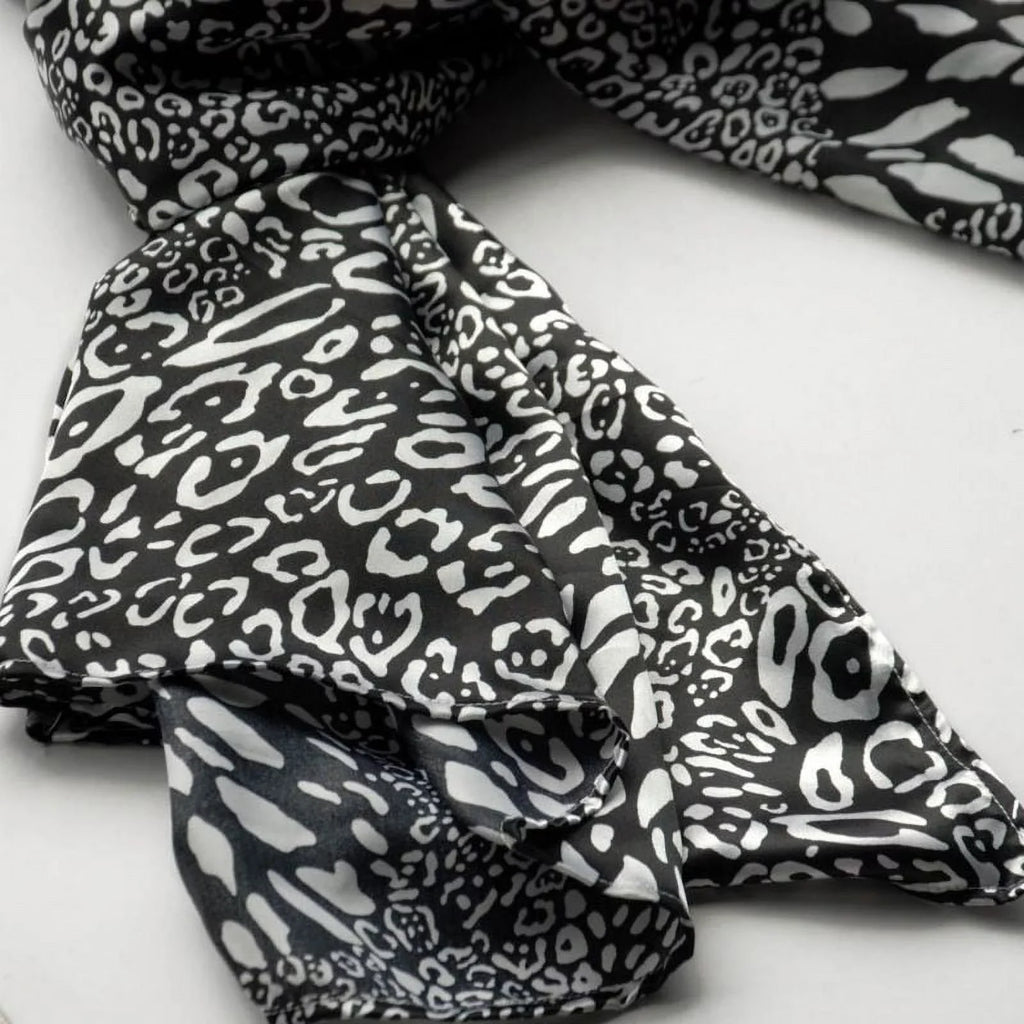 & Animal White Leopard Scarf/Wrap/Shawl(Small) Black Fashion Distinctive Soft Blancho Silk Print