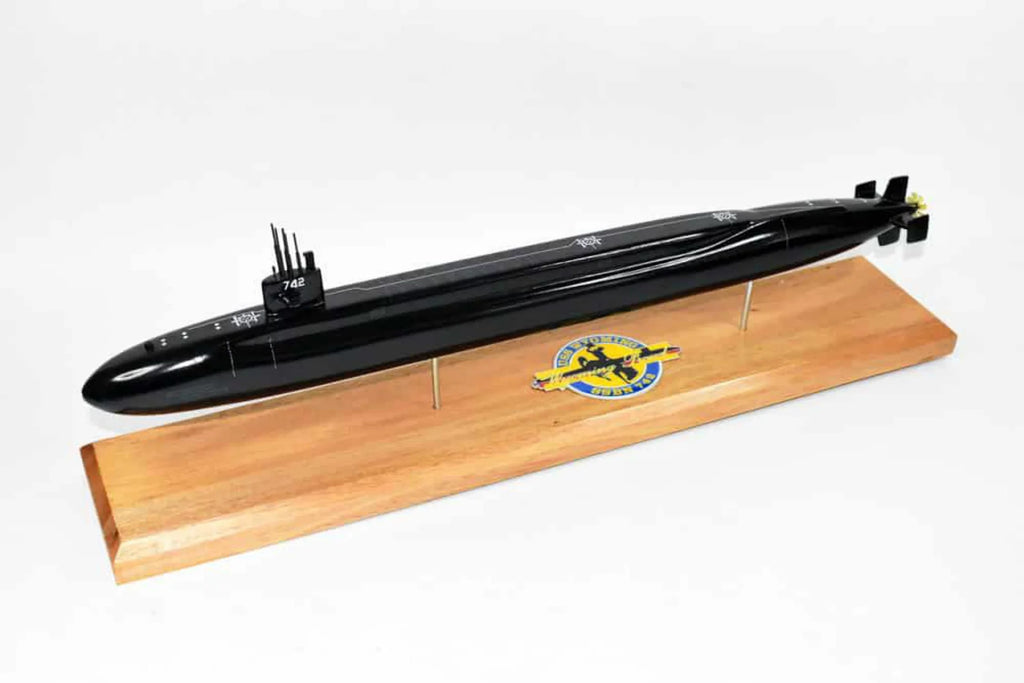 USS Model,Mahogany,20 Submarine SSBN-742 inch,Ohio (Black Wyoming Class Model Hull),Navy,Scale